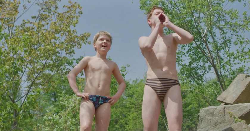 Mit der Faust in die Welt schlagen